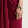 Dekonstrueret krystalring i metal og krystaller Dekonstrueret krystalring i metal og krystaller