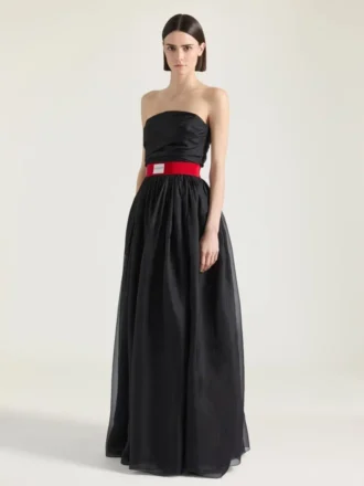 Bustier-aftenkjole i organza Bustier-aftenkjole i organza