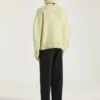 Couture-søm-rullekravesweater i alpaca og yakuld Couture-søm-rullekravesweater i alpaca og yakuld