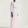 draperet aftenkjole i chiffon med krystaller og kappe