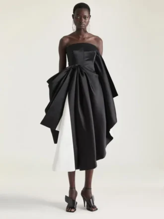 Draperet bustier-aftenkjole i satin med sløjfedetalje Draperet bustier-aftenkjole i satin med sløjfedetalje