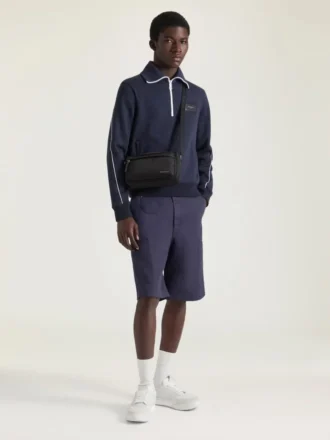 Essential U-crossbody-taske i nylon