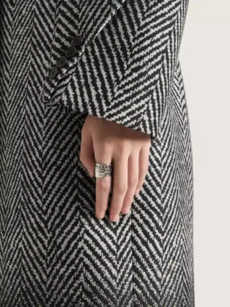 Givenchy Tape-ring i metal og emalje