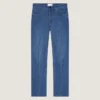 Jeans med lige pasform, shadow-vask og buksepresse