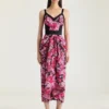 Kjole i blomstret jacquard Kjole i blomstret jacquard