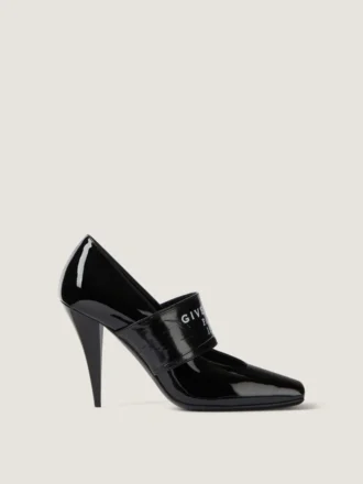 Pumps med skåret firkantet Givenchy-bånd i laklæder