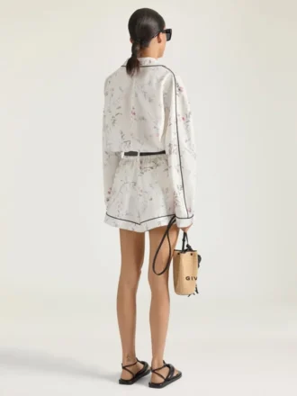 Shorts i silke med blomsterprint
