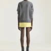 Skåret miniskirt i uld Skåret miniskirt i uld