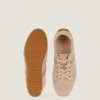 Slanke sneakers i mesh og ruskind