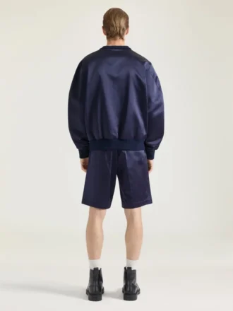 Sweatshirt i satin med Givenchy Paris-broderi Sweatshirt i satin med Givenchy Paris-broderi